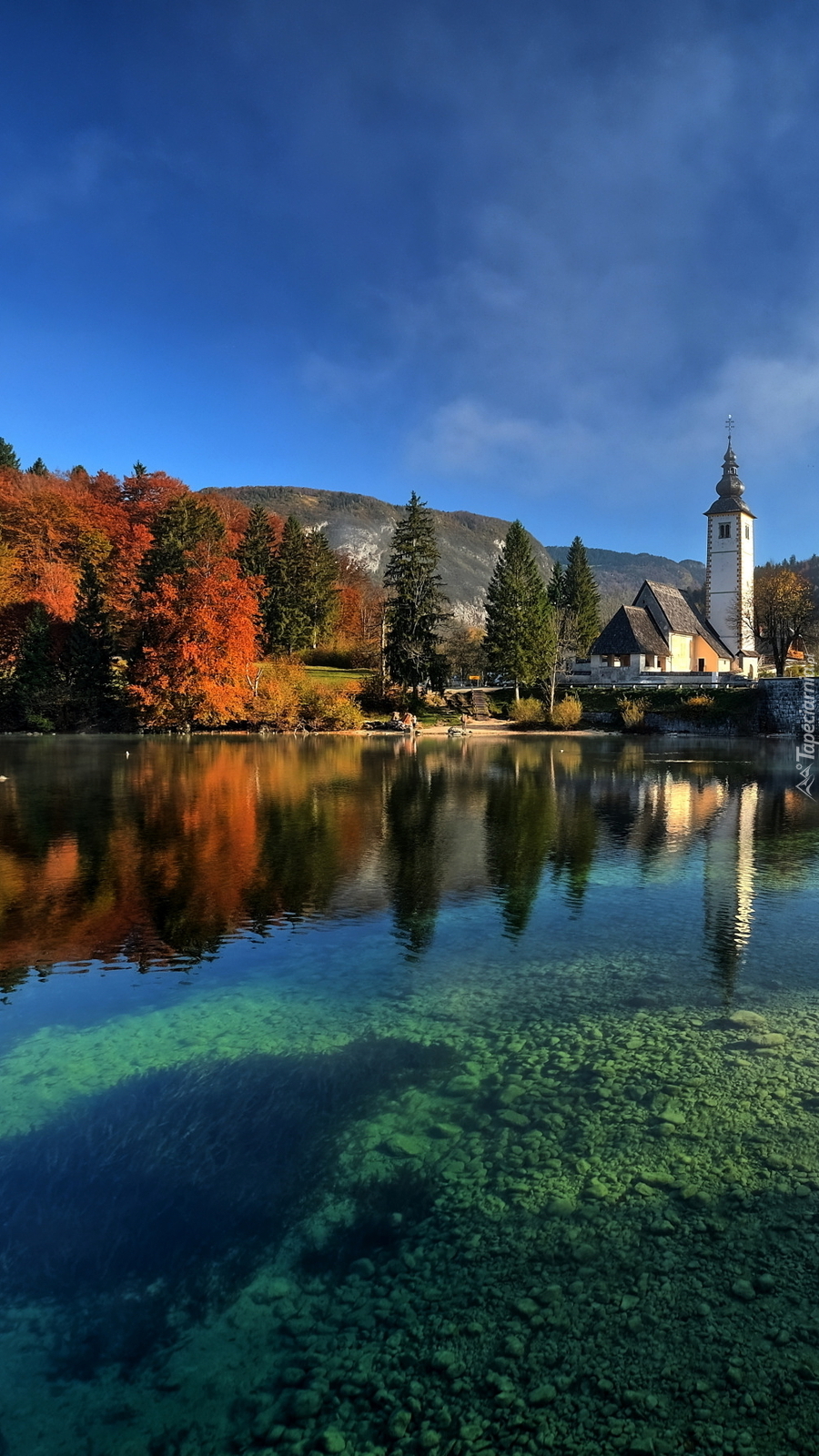 Jezioro Bohinj w Słowenii