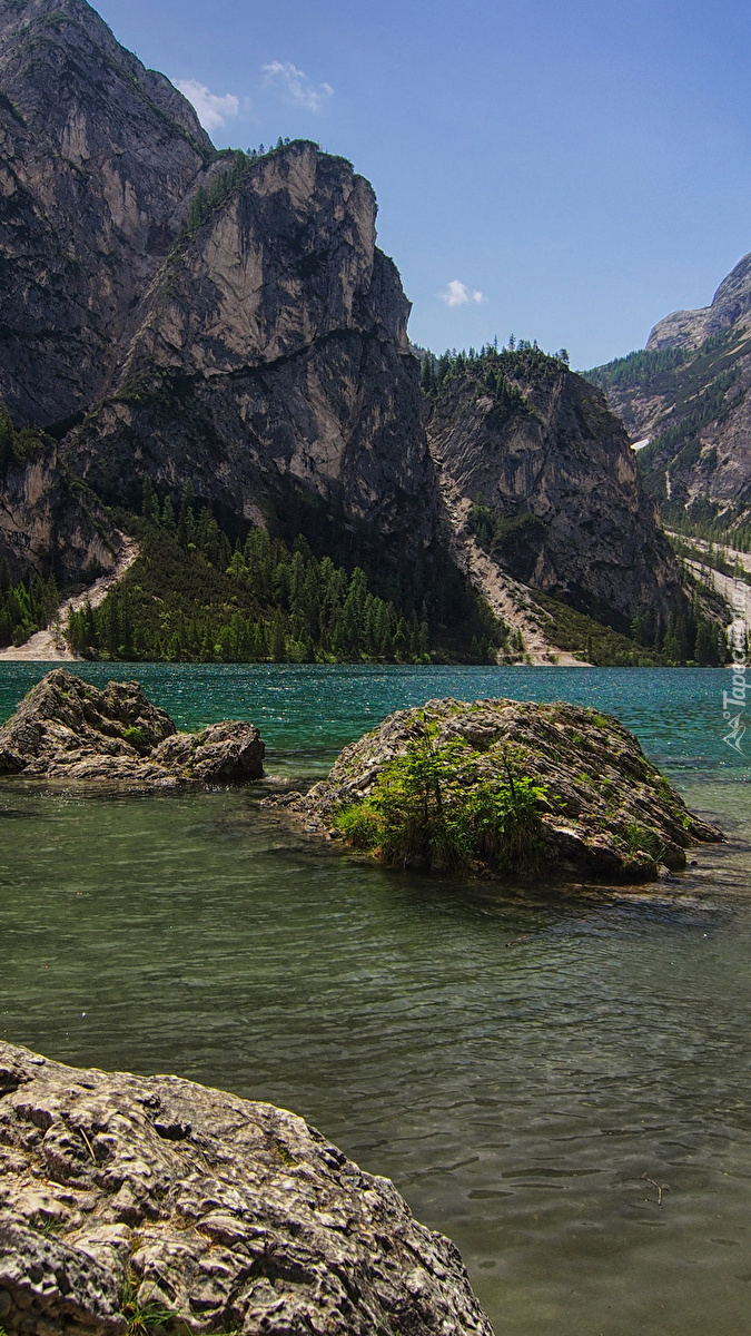 Jezioro Lago di Braies w Alpach