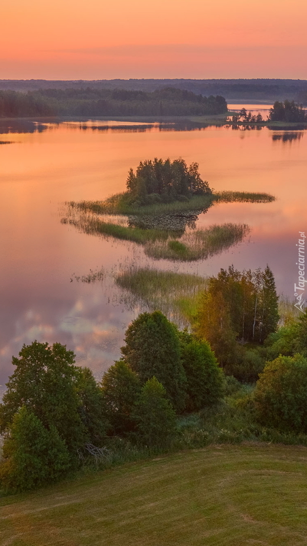Jezioro Luchanskoye w Rosji