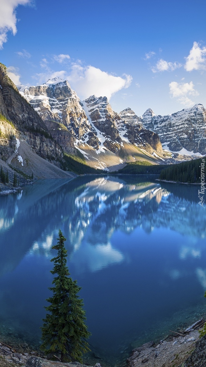 Jezioro Moraine Lake w Kanadzie