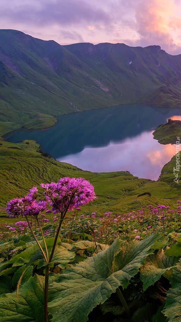 Jezioro Schrecksee w Alpach Bawarskich