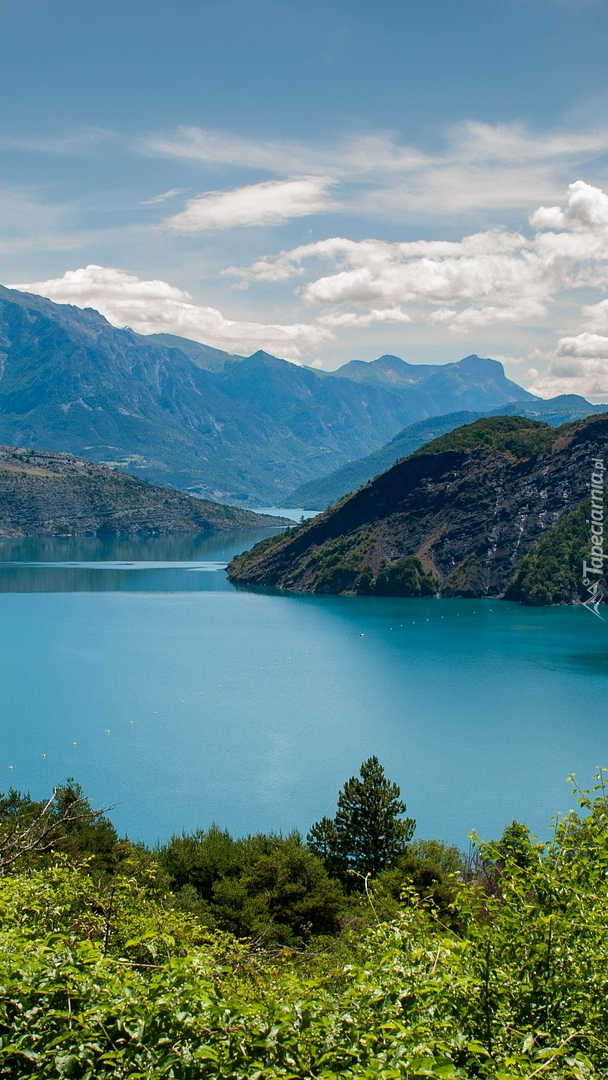 Jezioro Serre Poncon we Francji