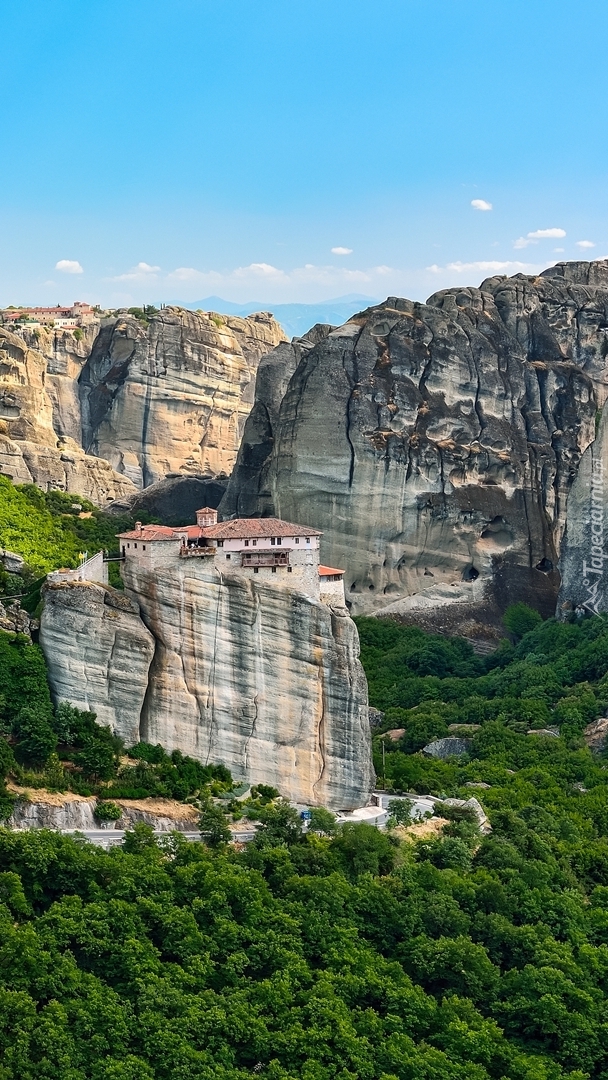 Klasztor Świętej Trójcy na skałach