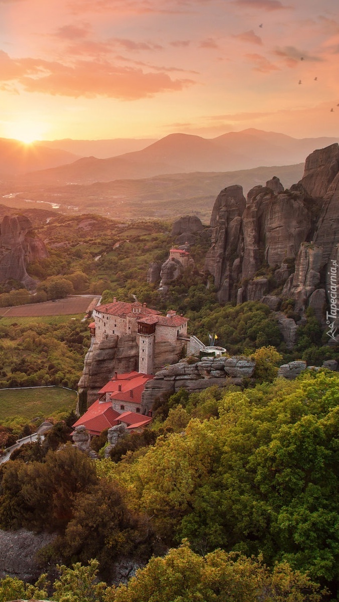 Klasztor Warłama i Meteory w Grecji