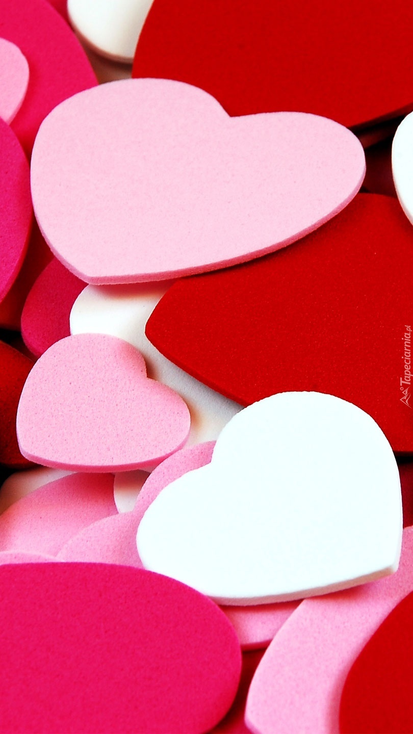 Kolorowe dekoracyjne serca na Walentynki
