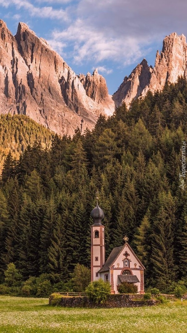 Kościół św Jana w dolinie Val di Funes