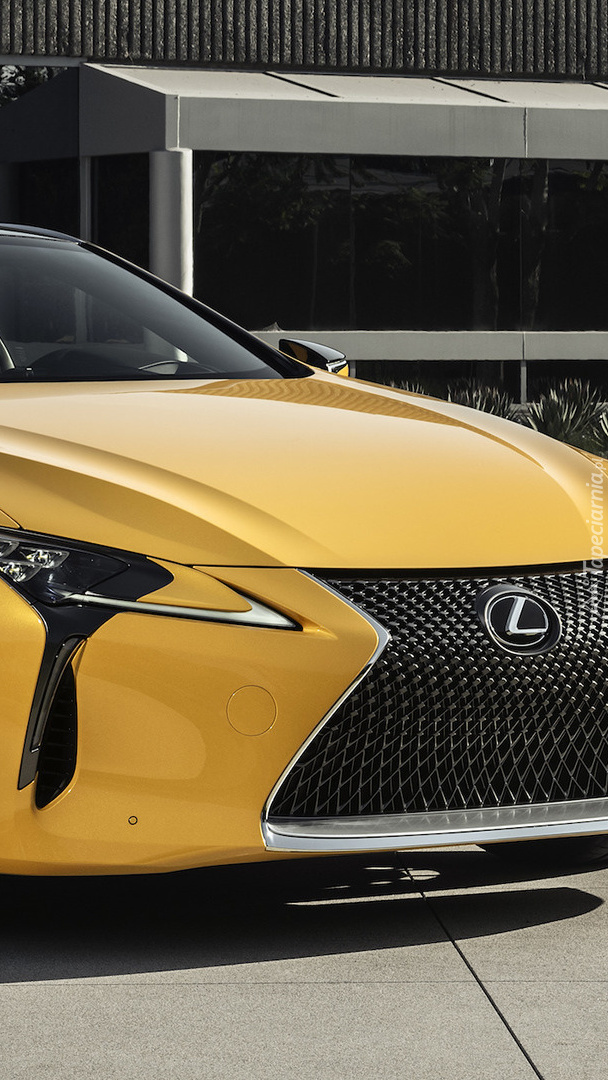 Lexus LC 500 przodem