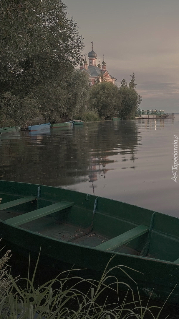 Łódka na rzece Trubezh