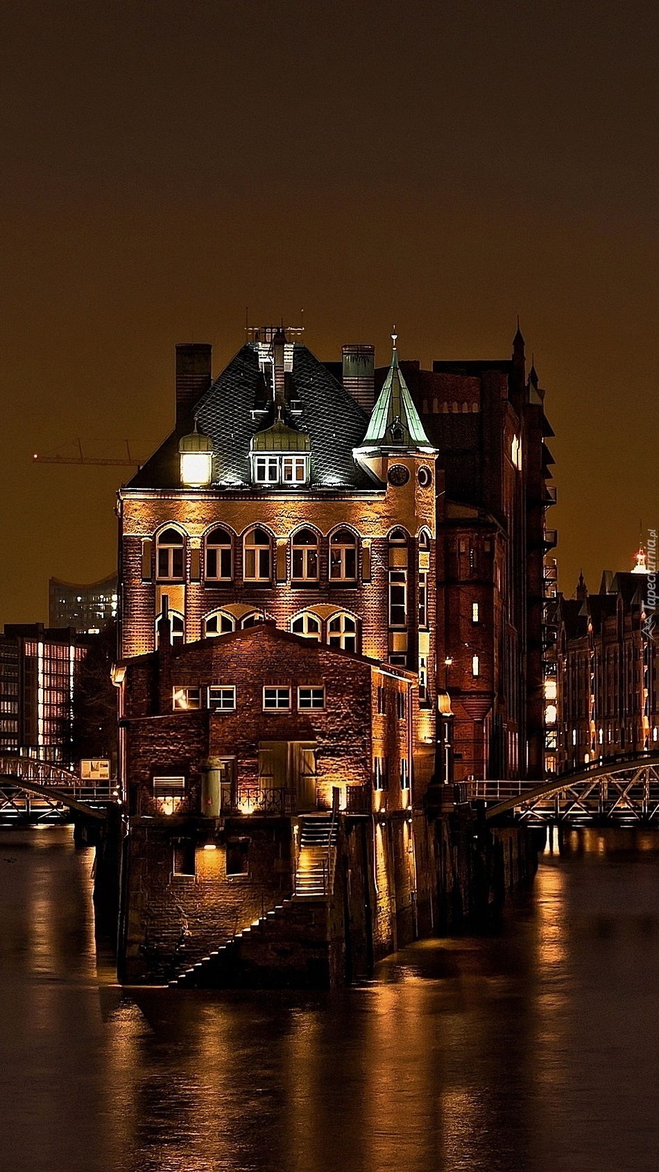 Malowniczy Hamburg nocą