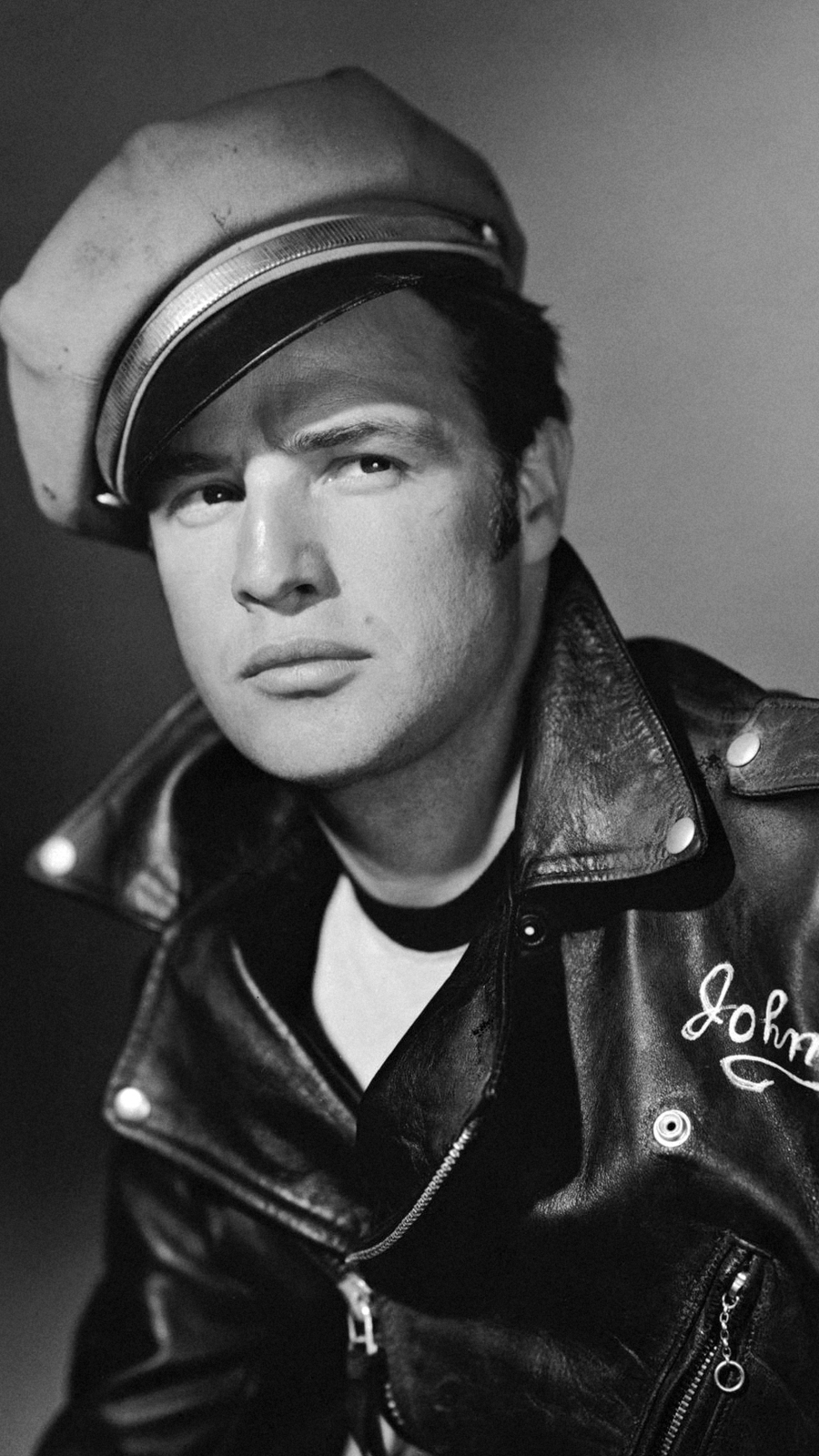 Marlon Brando w czapce