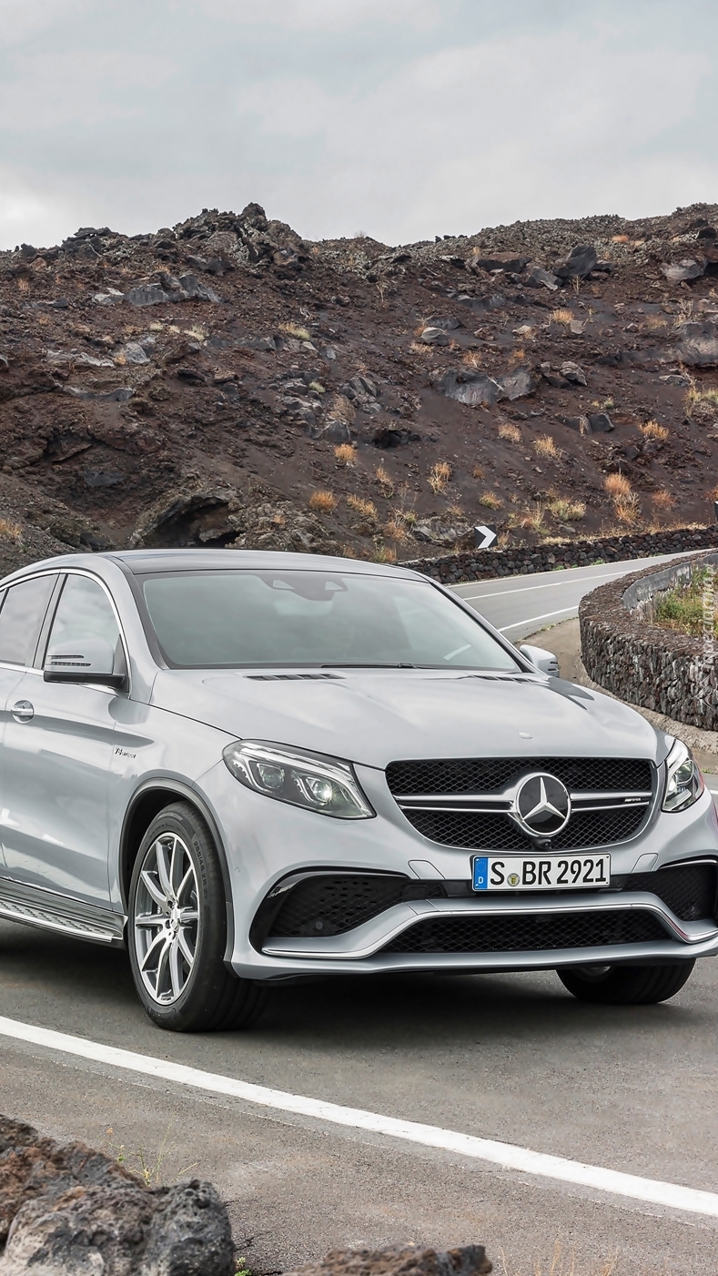 Mercedes-Benz GLE na drodze