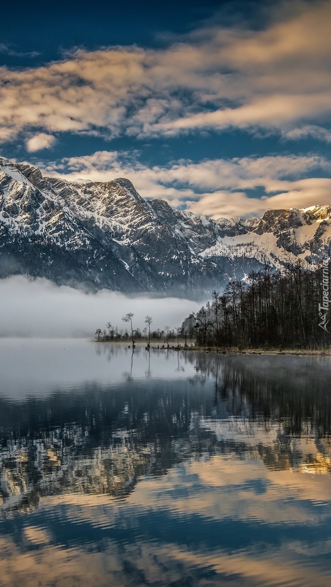 Mgła nad jeziorem Almsee