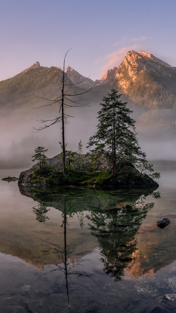 Mgła nad jeziorem Hintersee