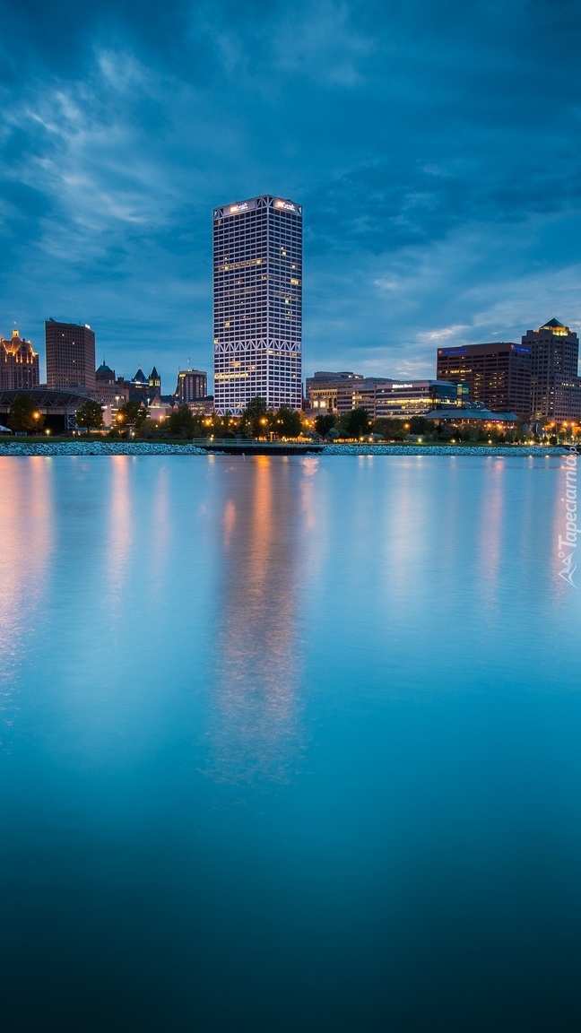 Miasto nad wodą