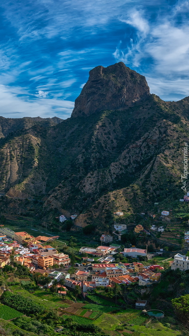 Miasto Vallehermoso i góra Roque Cano