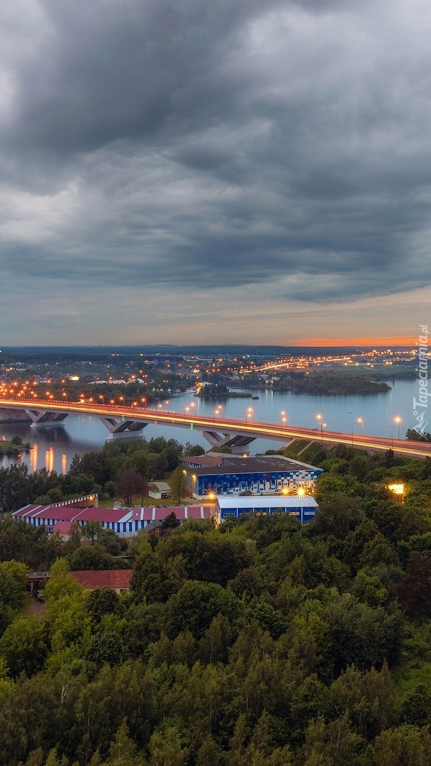 Most Dmitrovskoye Shosse nad rzeką