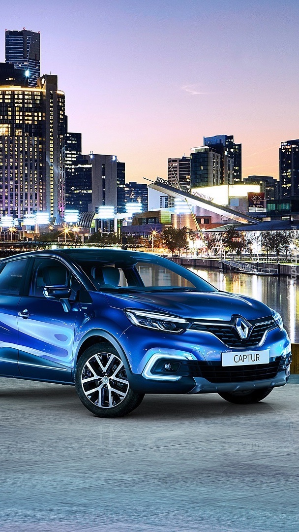 Niebieski Renault Captur