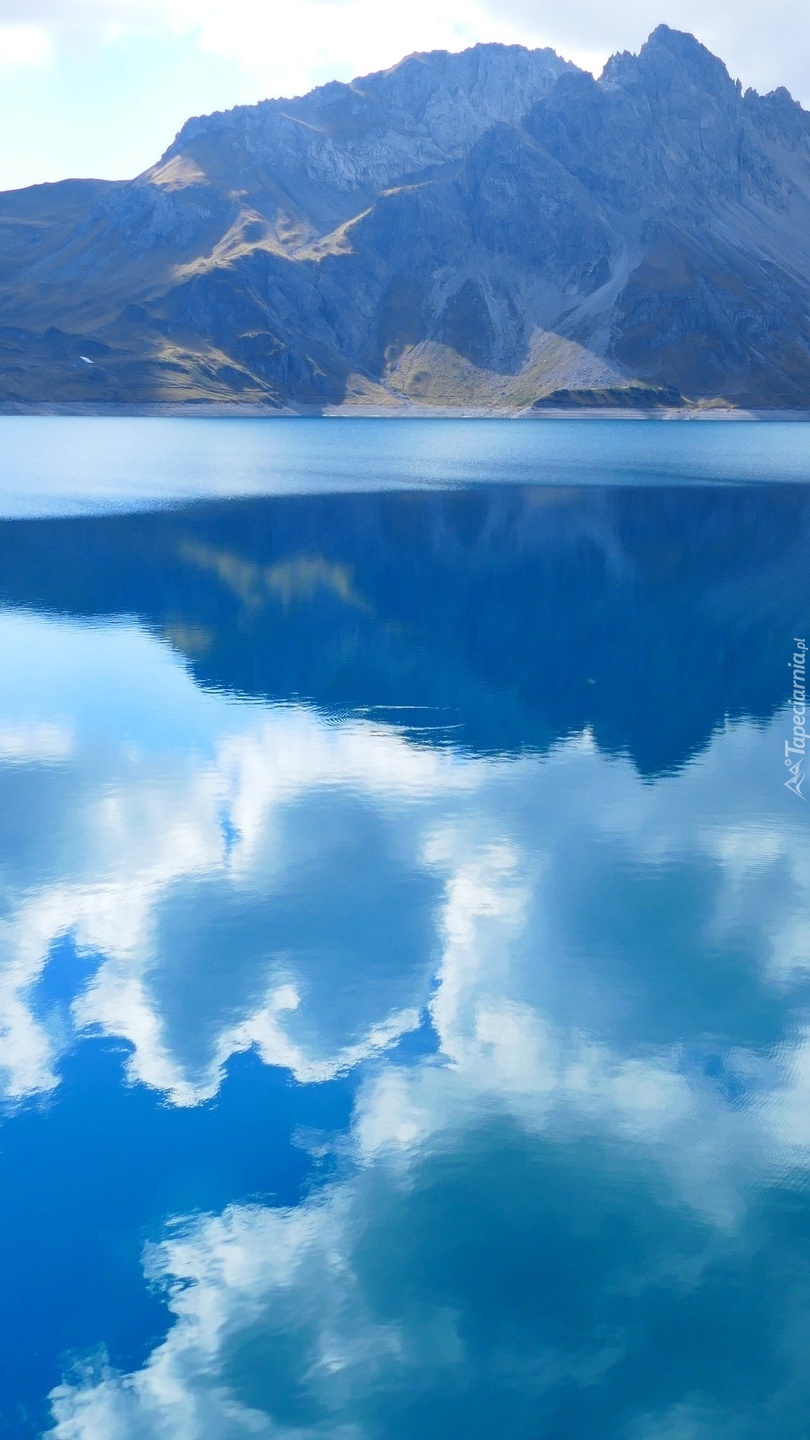 Niebieskie jezioro