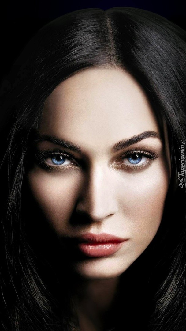 Niebieskooka Megan Fox