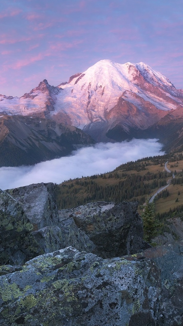 Ośnieżona góra Mount Rainier