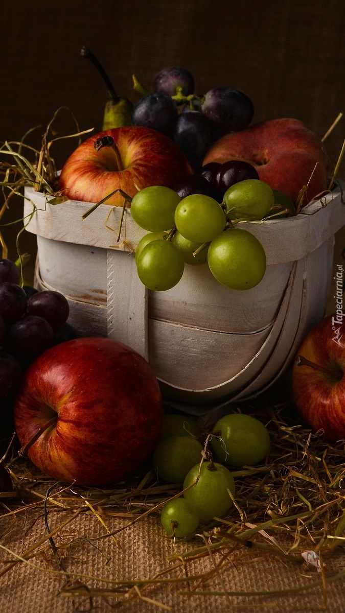 Owoce w koszyku