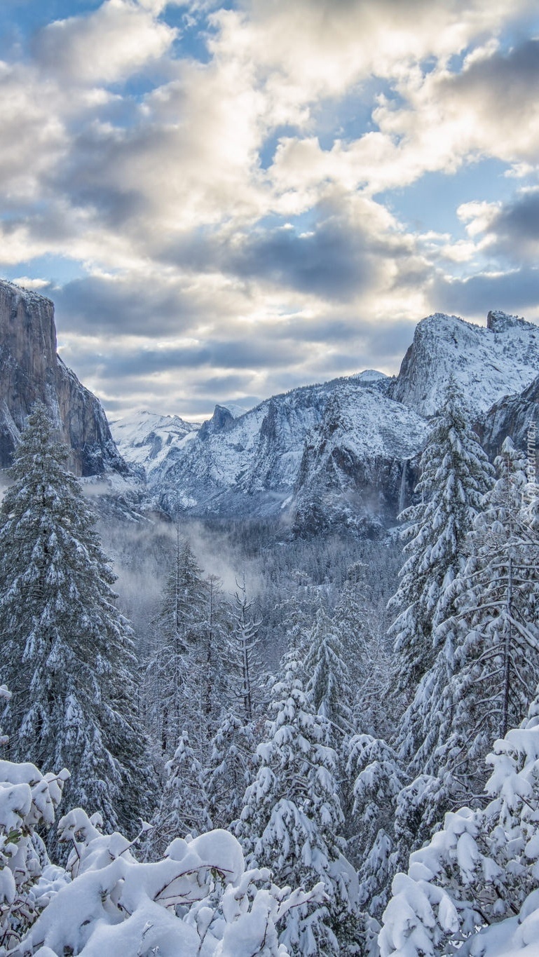Park Narodowy Yosemite w zimie