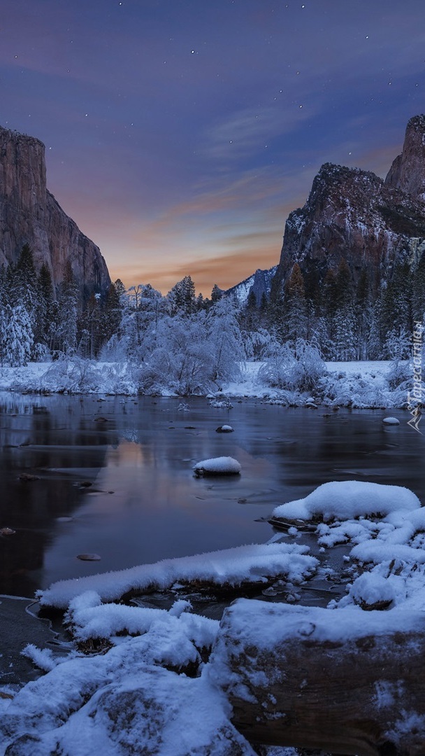Park Narodowy Yosemite zimową porą