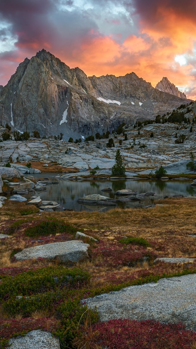 Pasmo górskie Sierra Nevada w Kalifornii