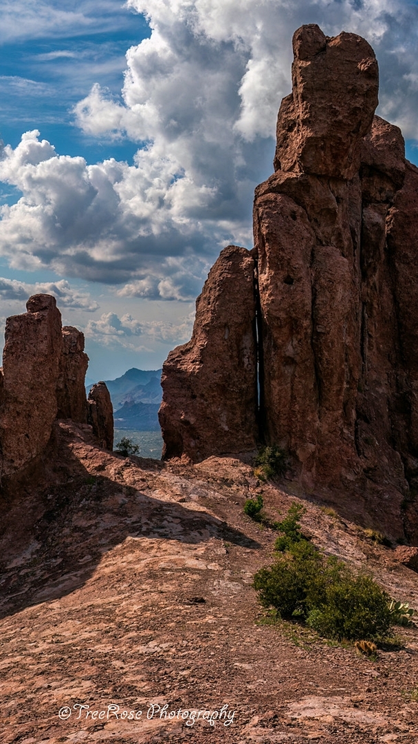 Pasmo górskie Superstition Mountains w Arizonie