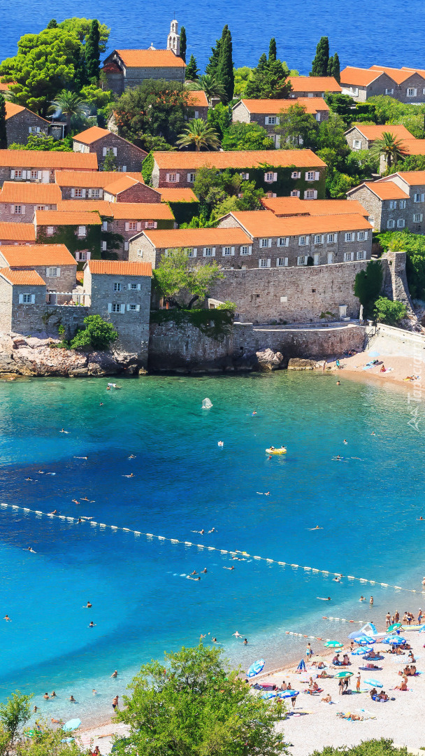 Plaża i domy w Sveti Stefan