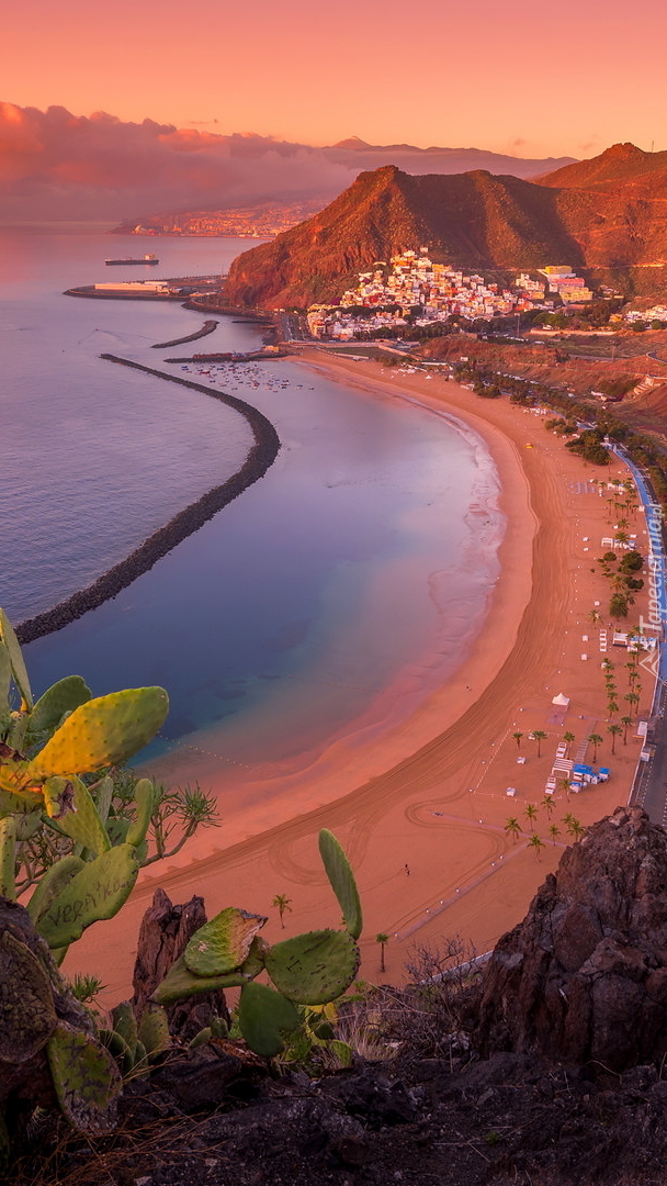 Plaża Playa de Las Teresita na teneryfie