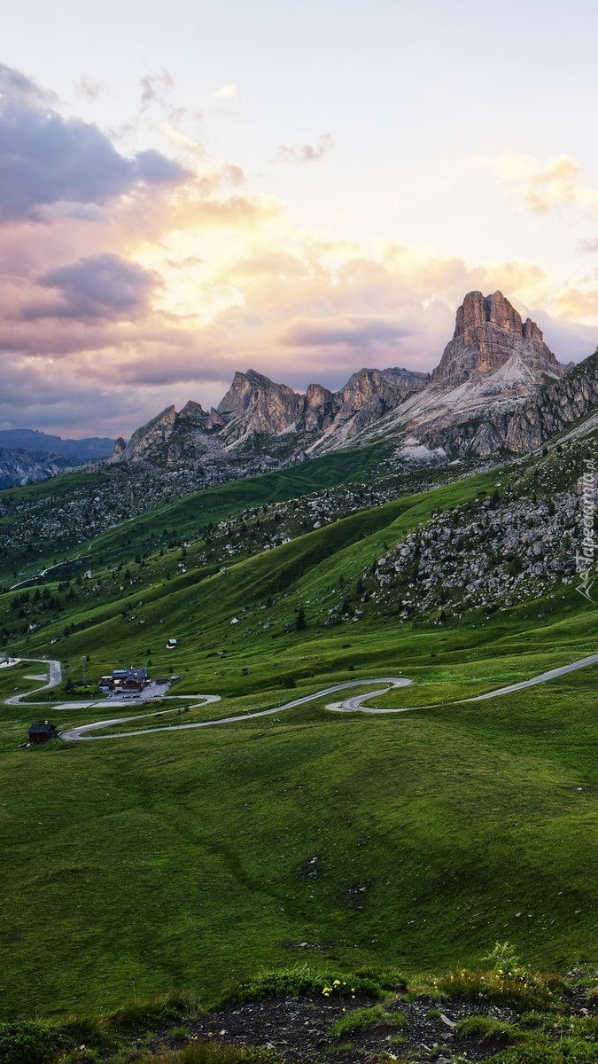 Przełęcz Passo di Giau w Dolomitach