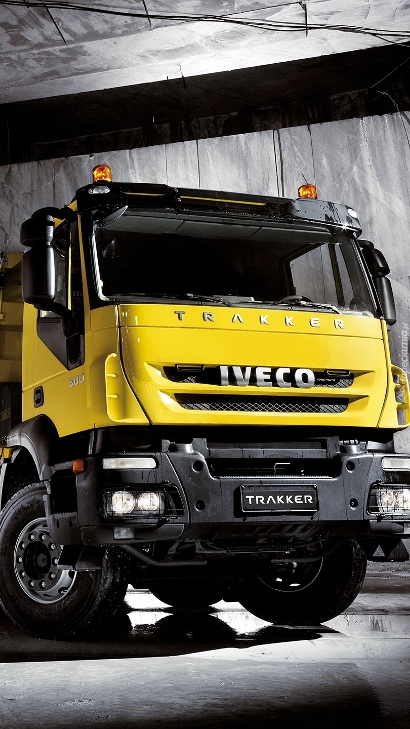 Przód ciężarówki Iveco Trakker 500