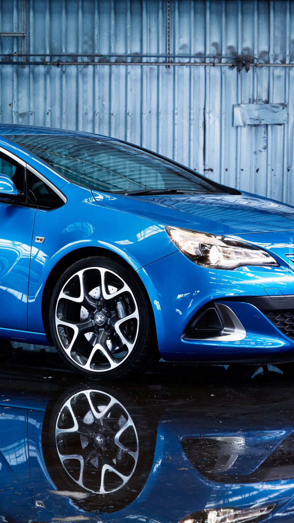 Przód Holden Astra GTC VXR