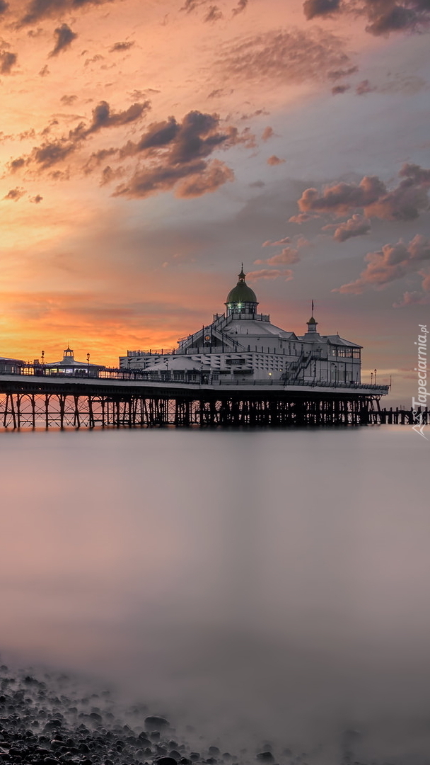 Restauracja na molo Eastbourne Pier w Anglii