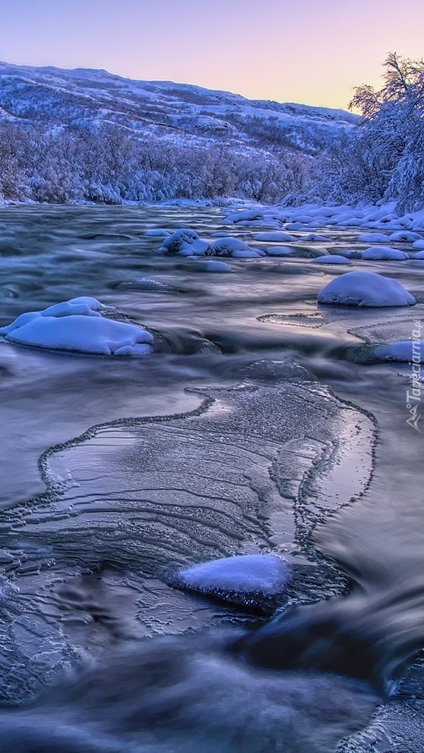 Rzeka Lakselva w Norwegii