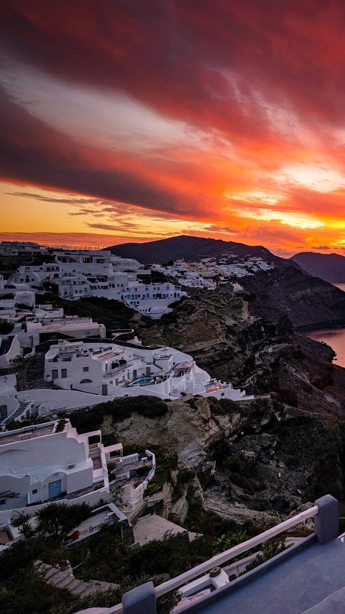 Santorini o zachodzie słońca