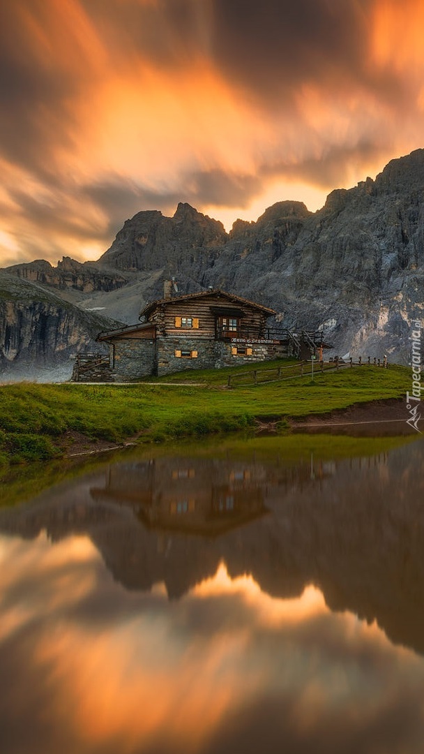 Schronisko Baita Segantini w Dolomitach