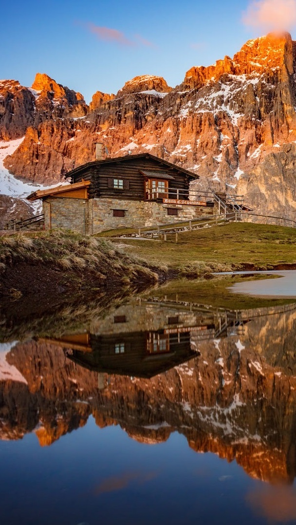 Schronisko Baita Segantini w Dolomitah