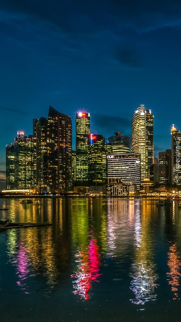 Singapur wieczorem