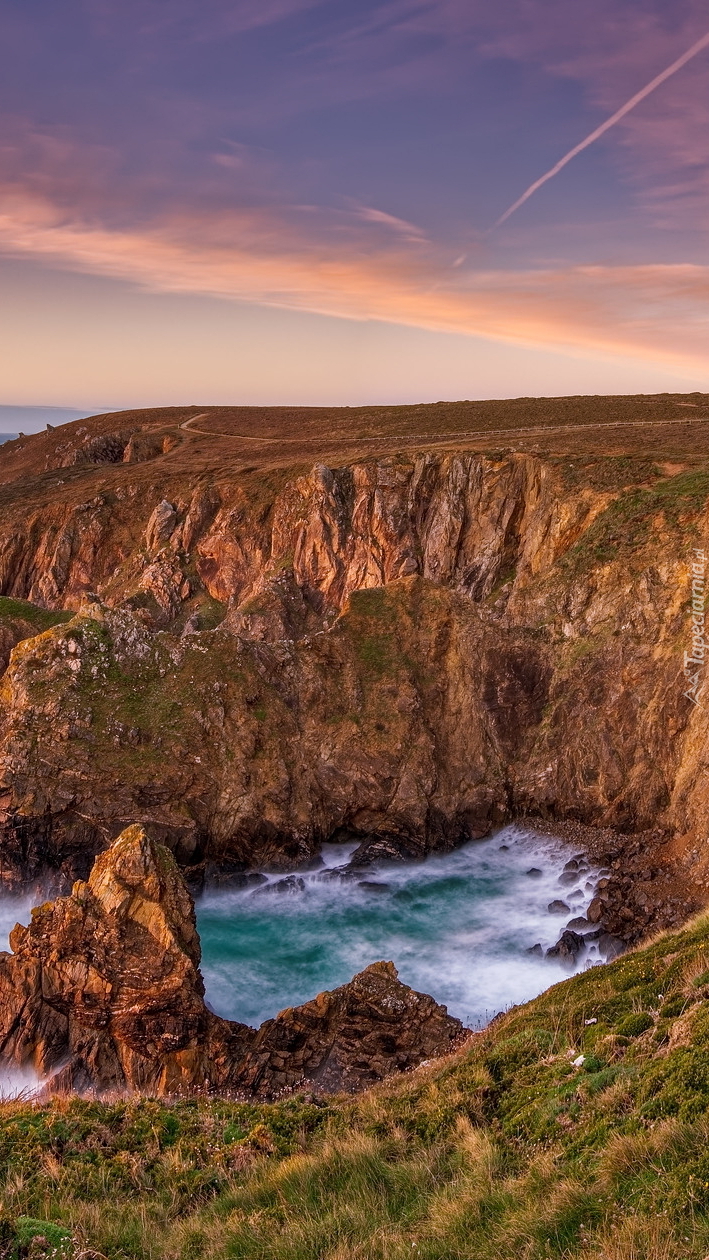 Skały na przylądku Pointe du Van