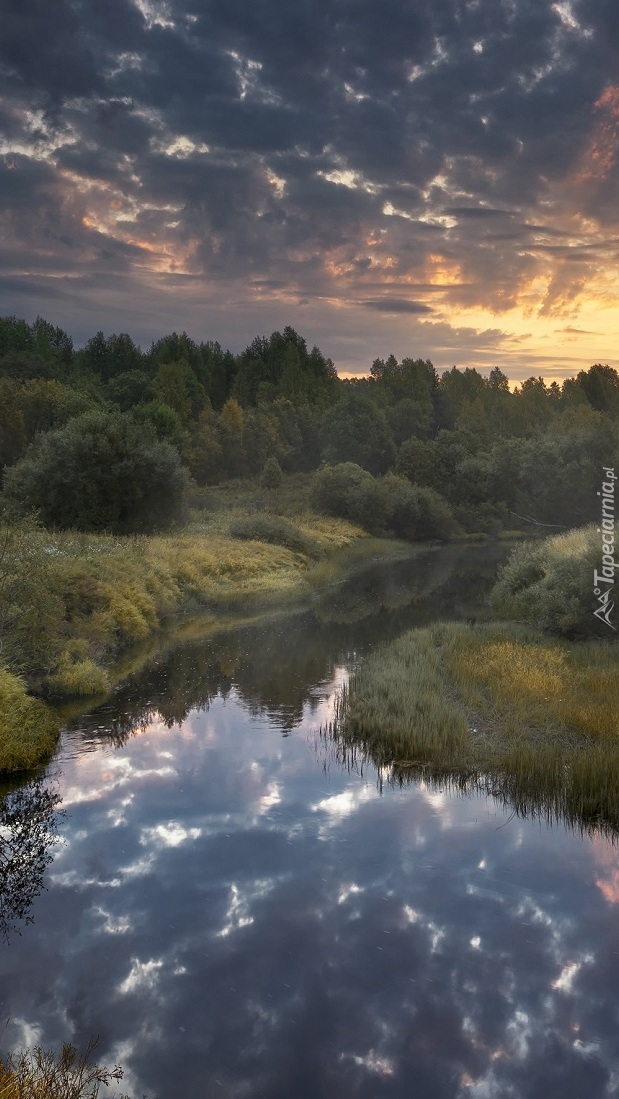 Świt nad rzeką Puya