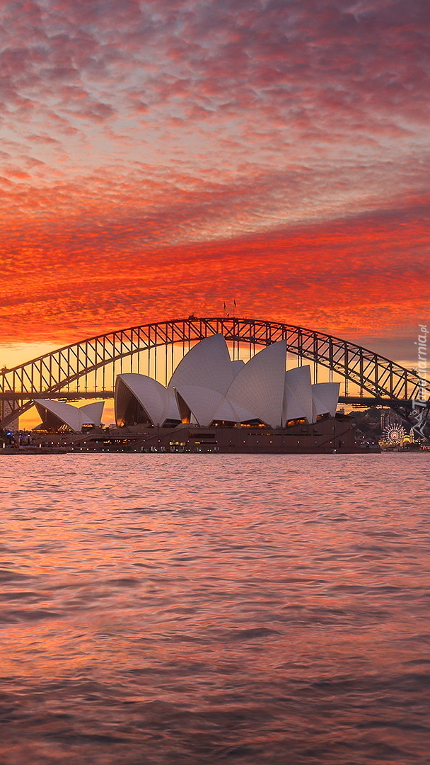 Sydney Opera House i most Sydney Harbour