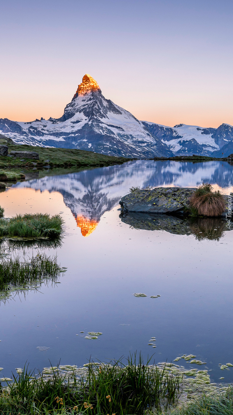 Szczyt Matterhorn i Jezioro Stellisee
