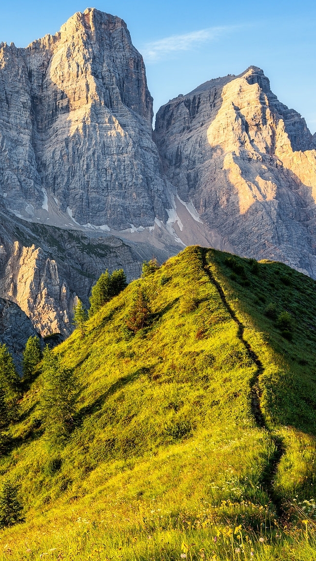 Szczyt Monte Pelmo w Dolomitach