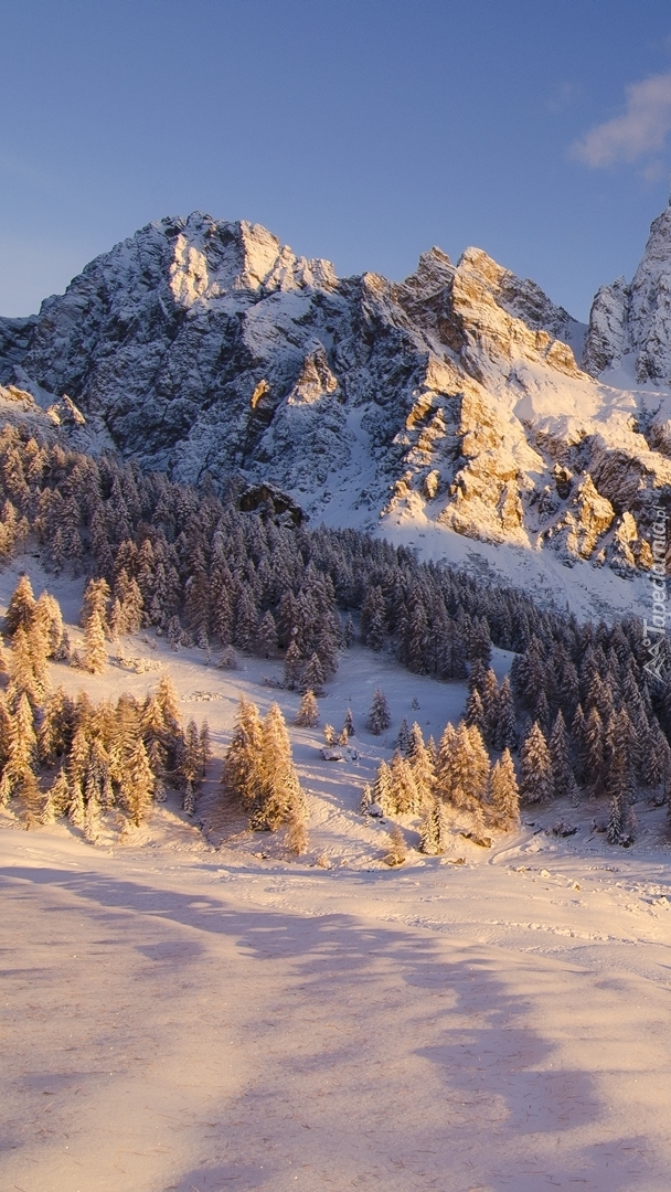 Szczyt Monte Pelmo zimą