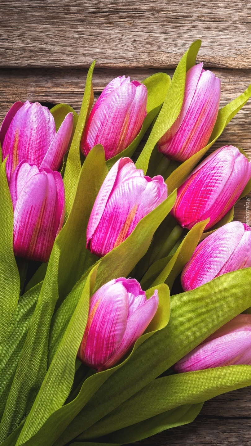 Sztuczne różowe tulipany