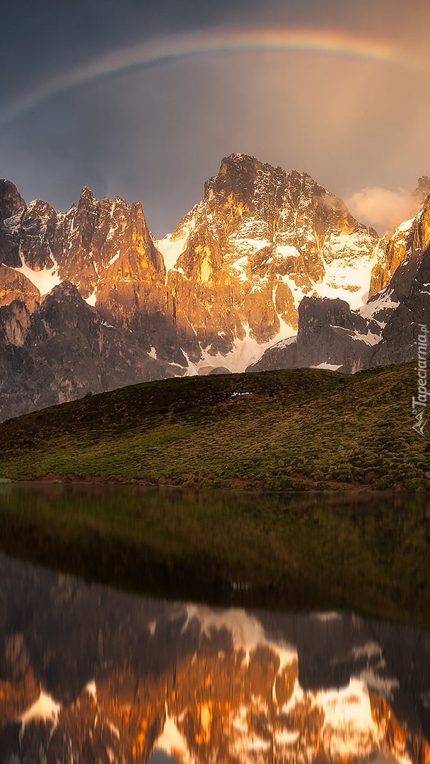 Tęcza nad Dolomitami