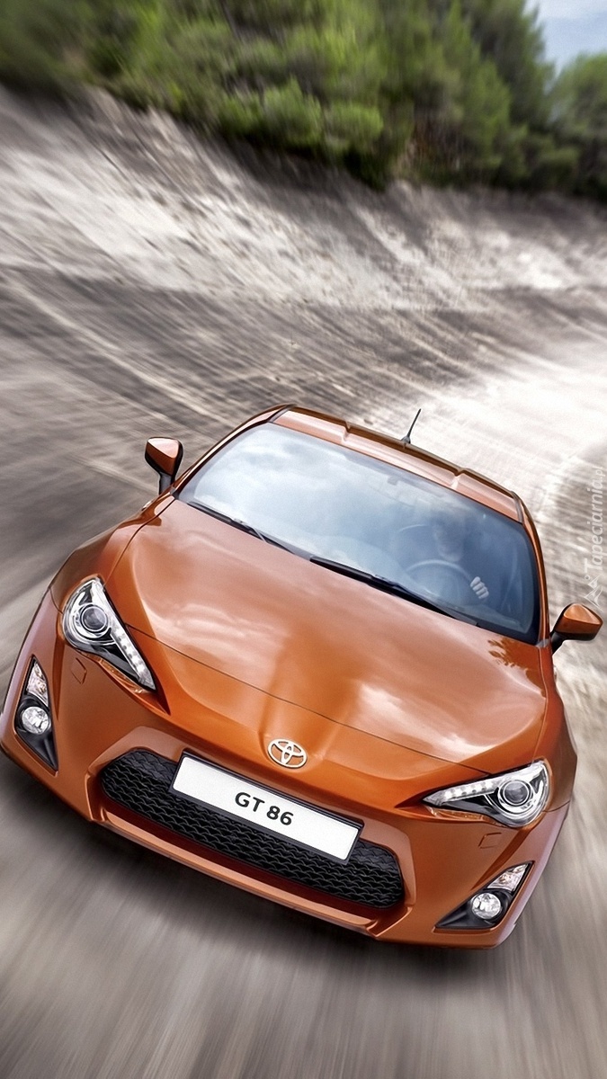 Toyota GT86 na drodze