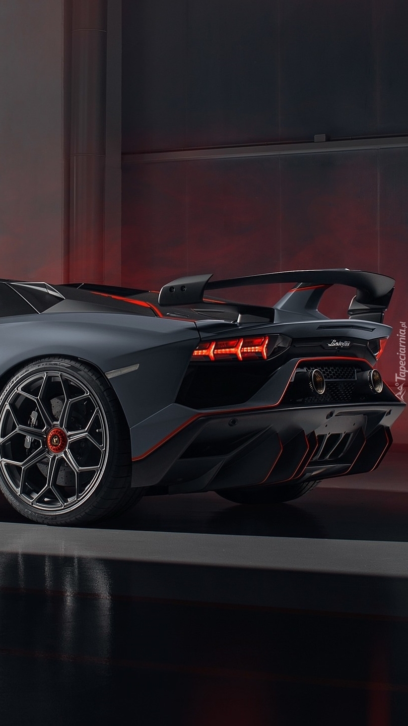 Tył Lamborghini Aventador SVJ 63 Roadster